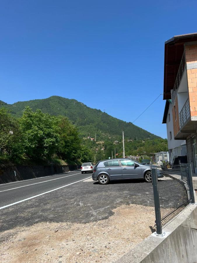 S&R Lake View Hostel Konjic Exterior photo